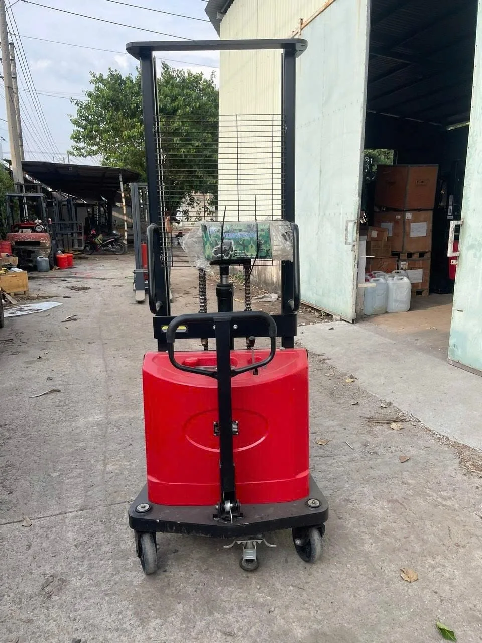 Xe nâng bán tự động 1500kg - ảnh 3