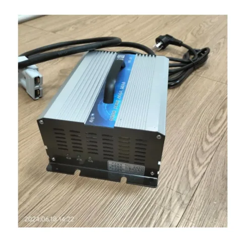 Sạc 24V - 30A cho xe nâng và thang nâng