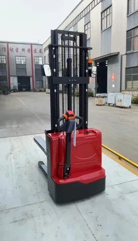 Xe nâng điện CDDB 2000kg