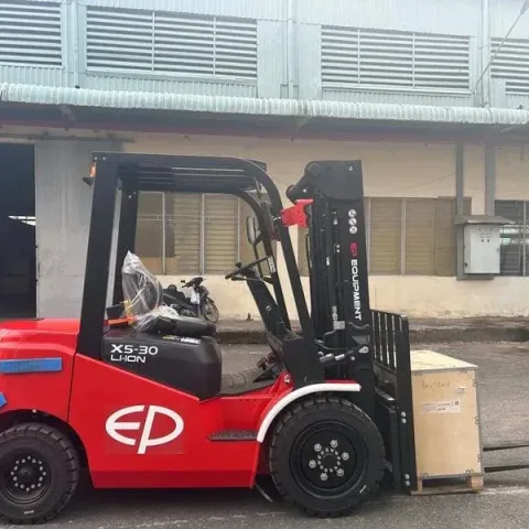 Xe nâng điện Model EFX5-301