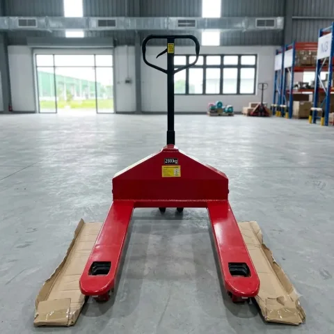 Xe nâng tay càng rộng 838